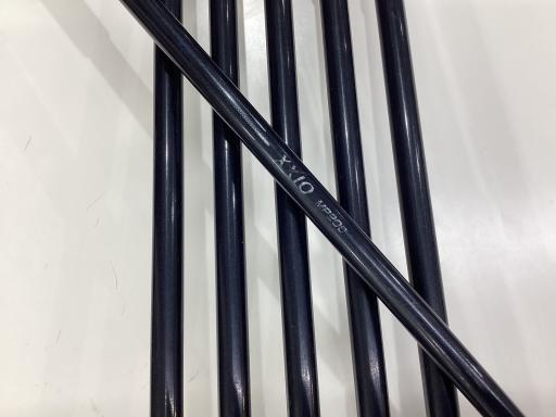 Dunlop XXIO Irons (6pc) — Flex R — Japan Model, Used