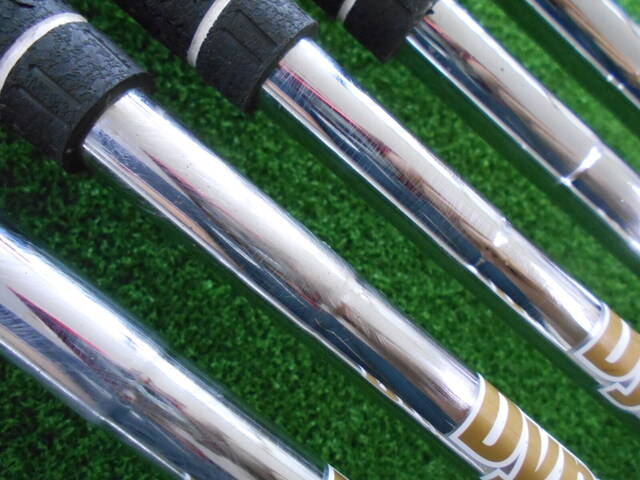 Dunlop Srixon ZXi7 Irons (6pc) — (S200) Dynamic Gold S — Japan Model, Used
