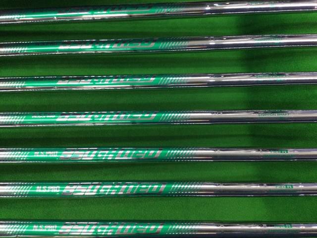HONMA Tour World GS Irons 6-11,SW (7pc) — NS PRO 950GH neo R — Japan Model, Used