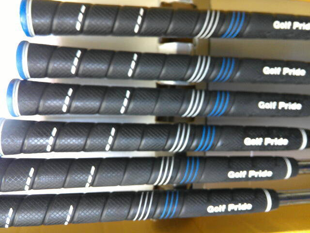 Callaway Rogue ST Max Irons (6pc) — (S200) Dynamic Gold 95 S — Japan Model, Used