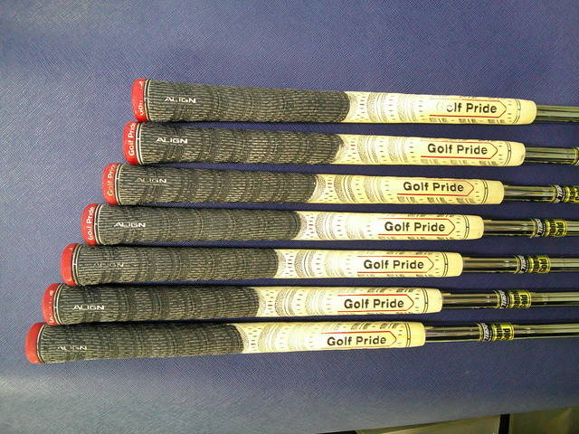 HONMA Tour World TW727V Irons 4-10 (7pc) — Dynamic Gold S300 — Japan Model, Used