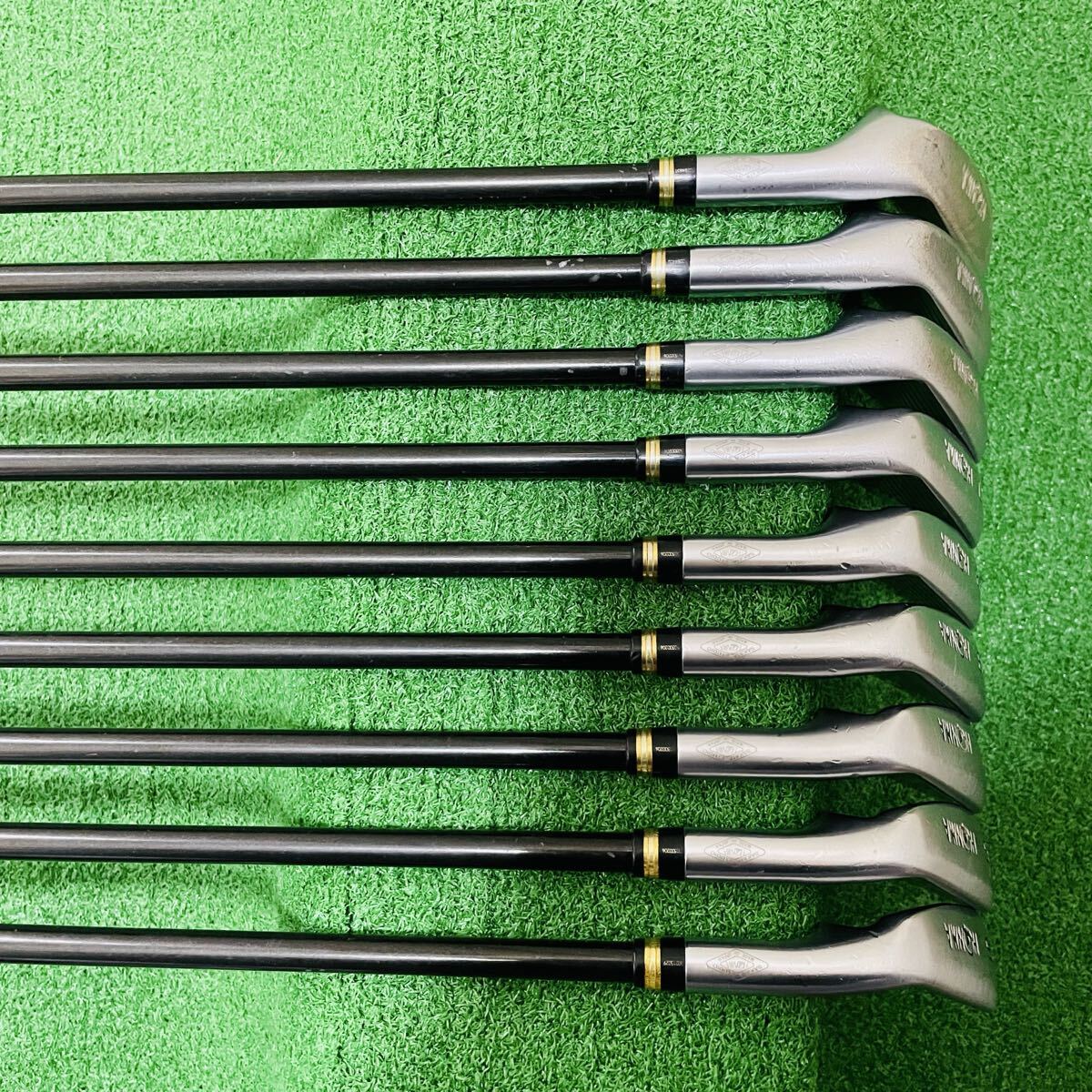 HONMA Beres IS-02 Irons 5-11,AW,SW (9pc) — ARMRQ R — Japan Model, Used