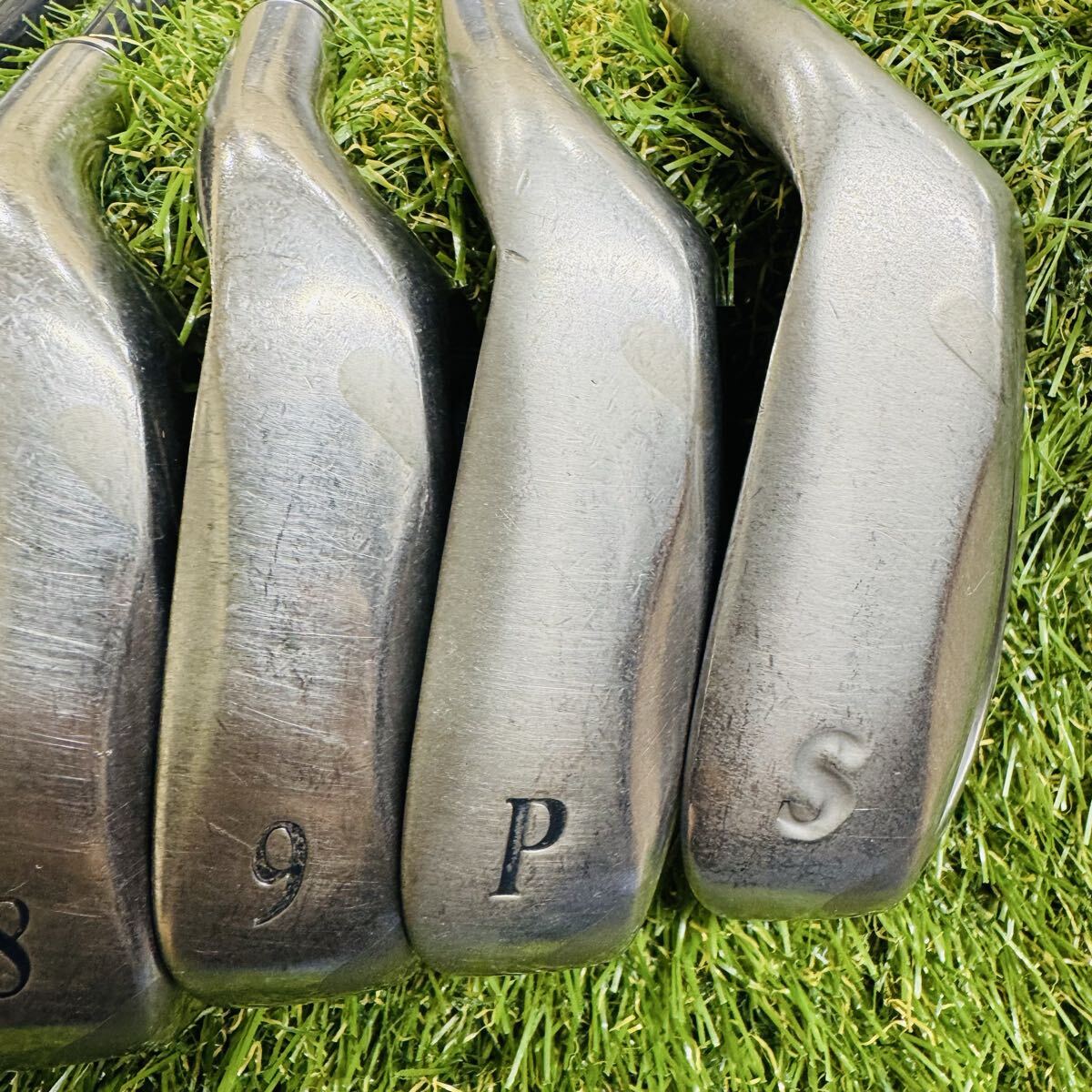 Dunlop XXIO 6 Ladies Irons 6-PW,SW (6pc) — Flex L — Japan Model, Used