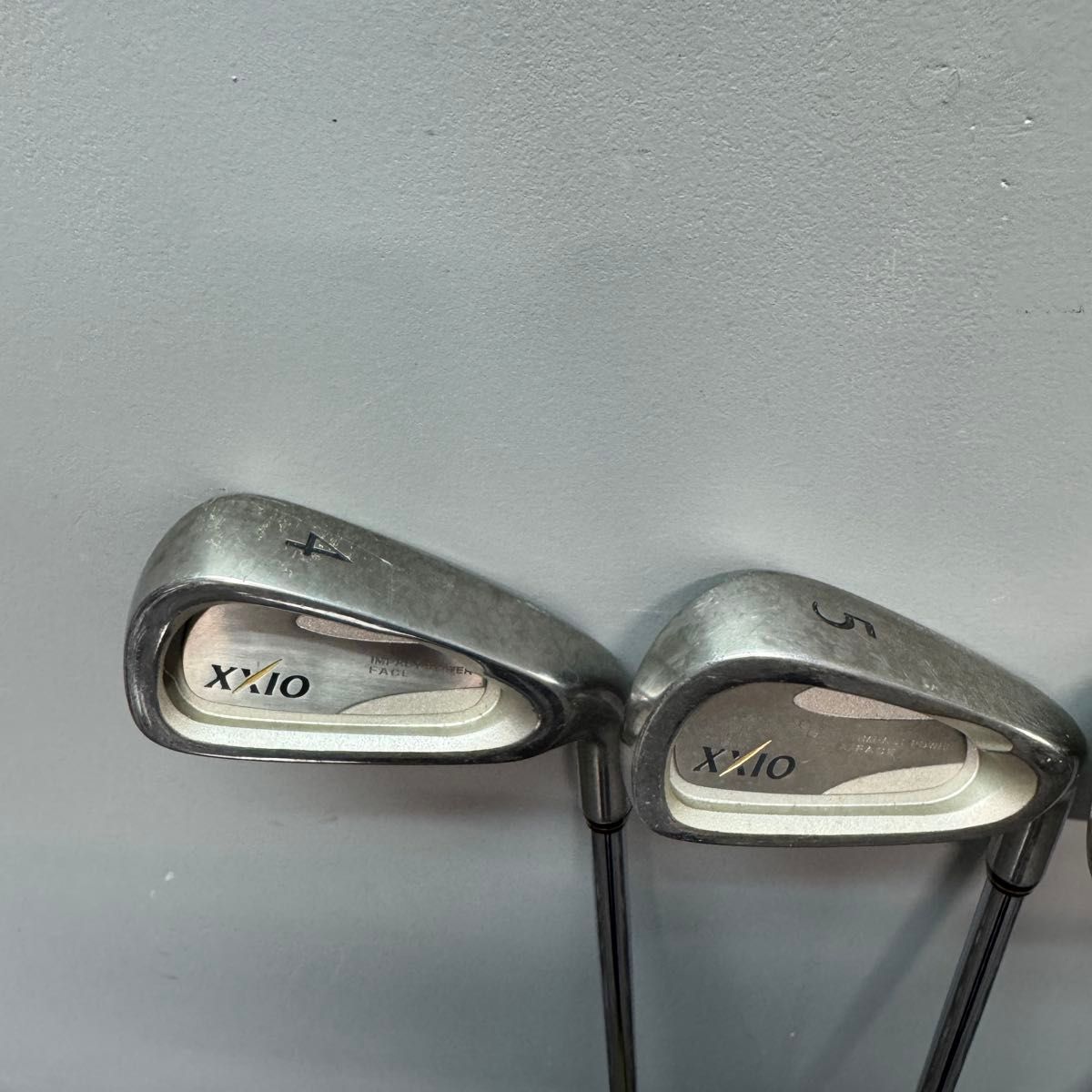 Dunlop XXIO Irons 4-9 (6pc) — NS PRO 950GH R — Japan Model, Used