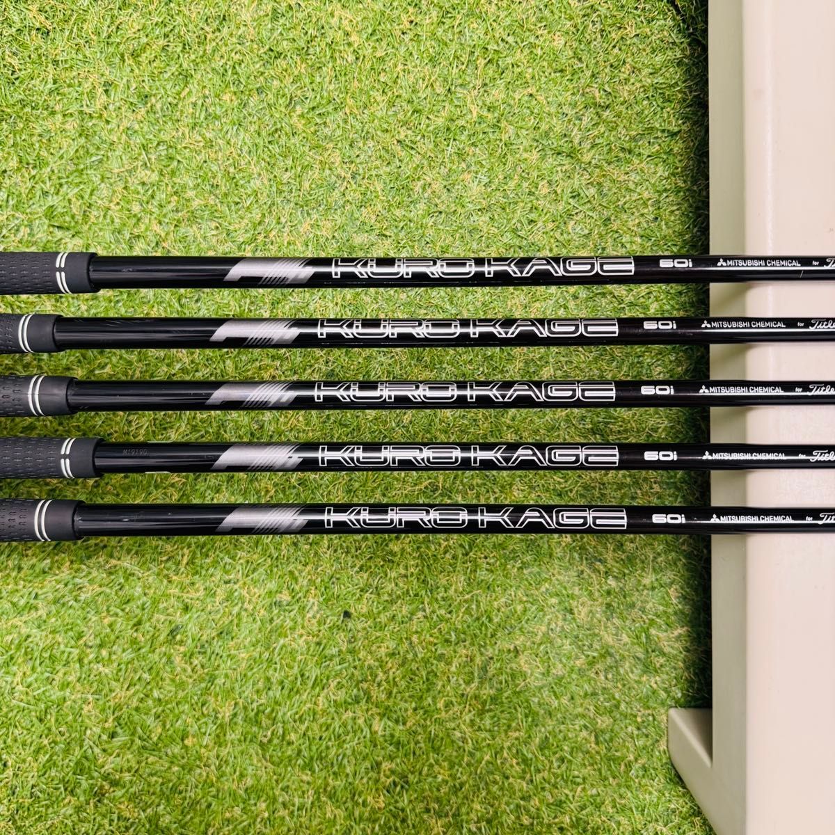 Titleist T300 2019 Irons (5pc) — Japan Model, Used