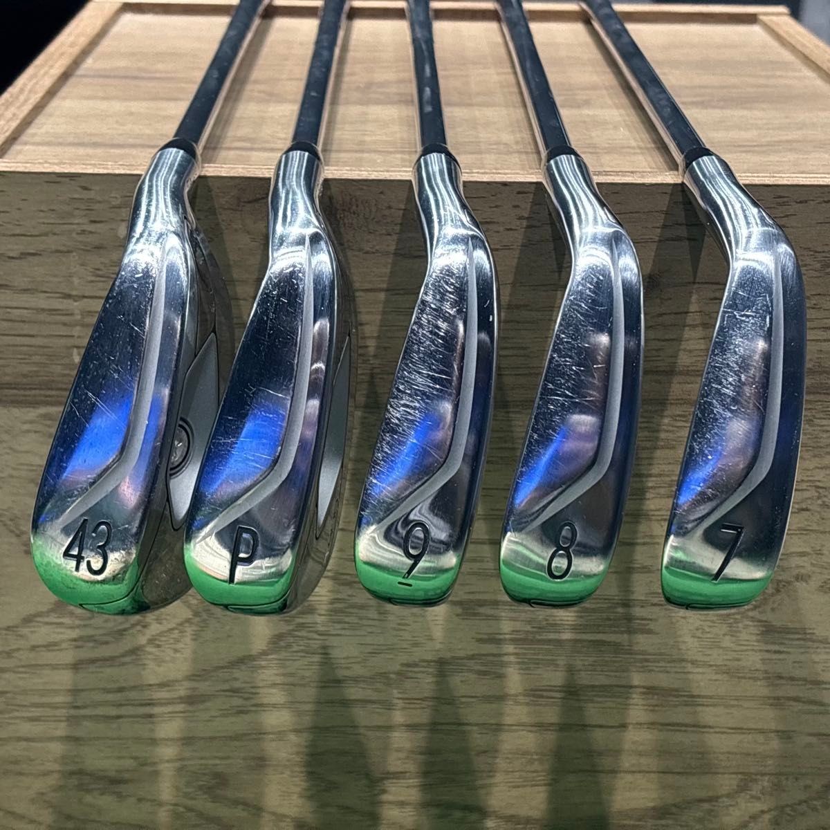 Titleist T400 Irons 7-9PW43 (5pc) — NS PRO 
880 AMC S — Japan Model, Used