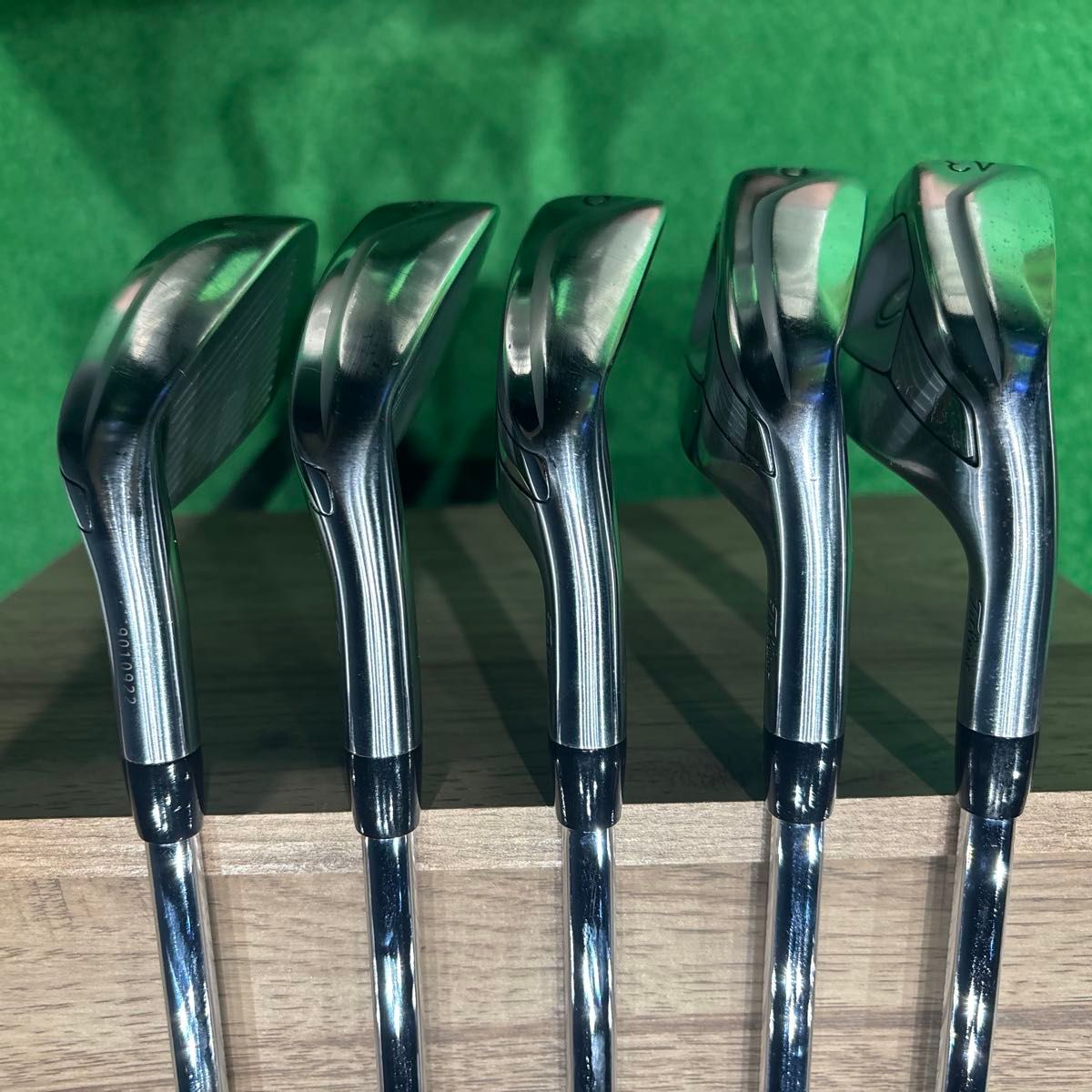 Titleist T400 Irons 7-9PW43 (5pc) — NS PRO 
880 AMC S — Japan Model, Used