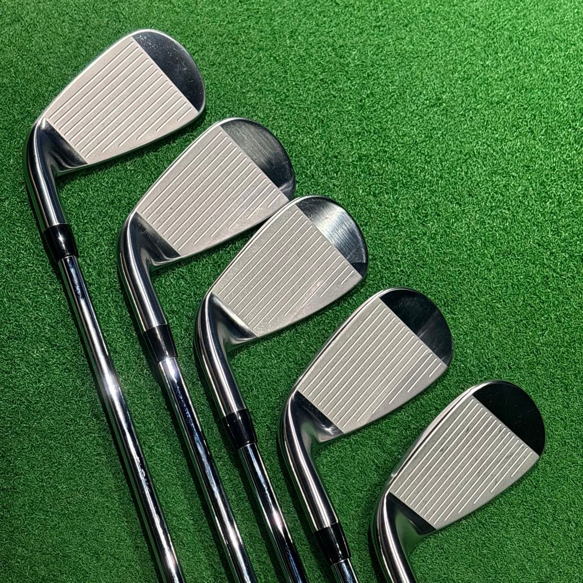 Titleist T400 Irons 7-9PW43 (5pc) — NS PRO 
880 AMC S — Japan Model, Used