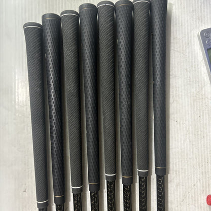 HONMA Beres IS-02 Irons 6-11,AW,SW (8pc) — ARMRQ R — Japan Model, Used