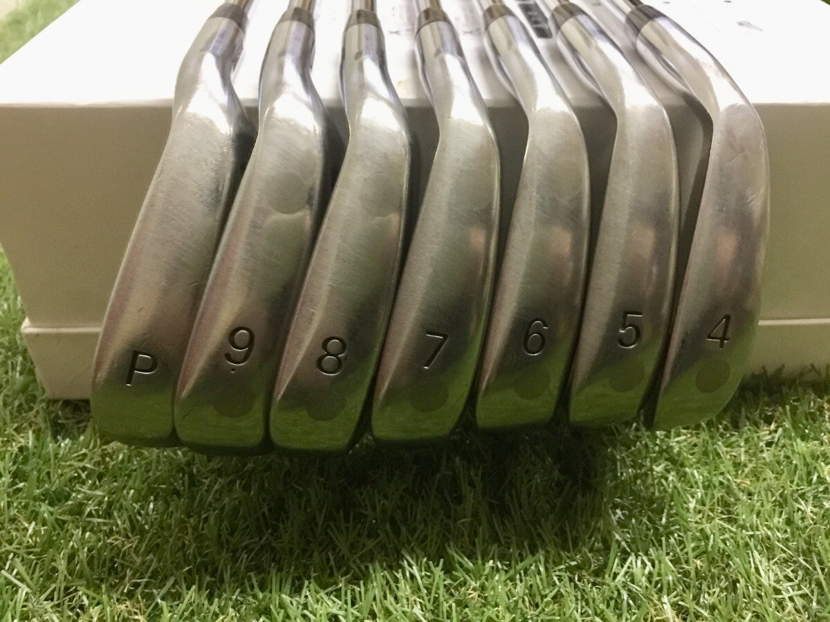 Bridgestone Tourstage ViQ Irons 4-PW (7pc) — NS PRO 950GH R — Japan Model, Used