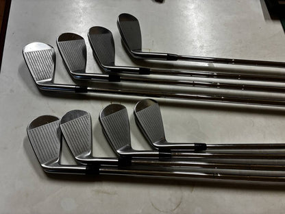 Srixon Z945 Irons (8pc) — Dynamic Gold S200 S — Japan Model, Used