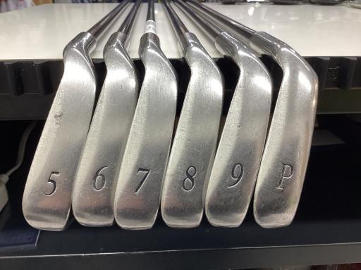 Dunlop XXIO Irons (6pc) — Flex R — Japan Model, Used