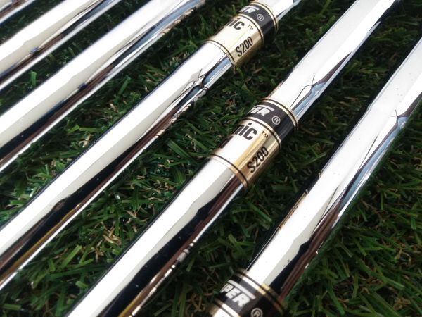 Bridgestone Tourstage X-Blade 707 Irons 5-PW (6pc) — Dynamic Gold S200 S — Japan Model, Used
