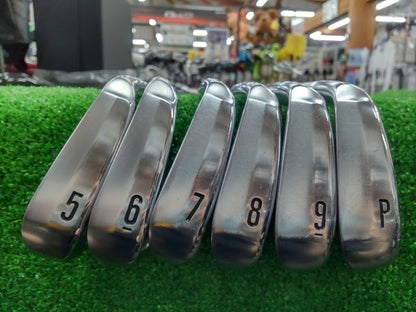 Srixon ZX5 Mk II Irons 5-9 (6pc) — Dynamic Gold S200 S — Japan Model, Used