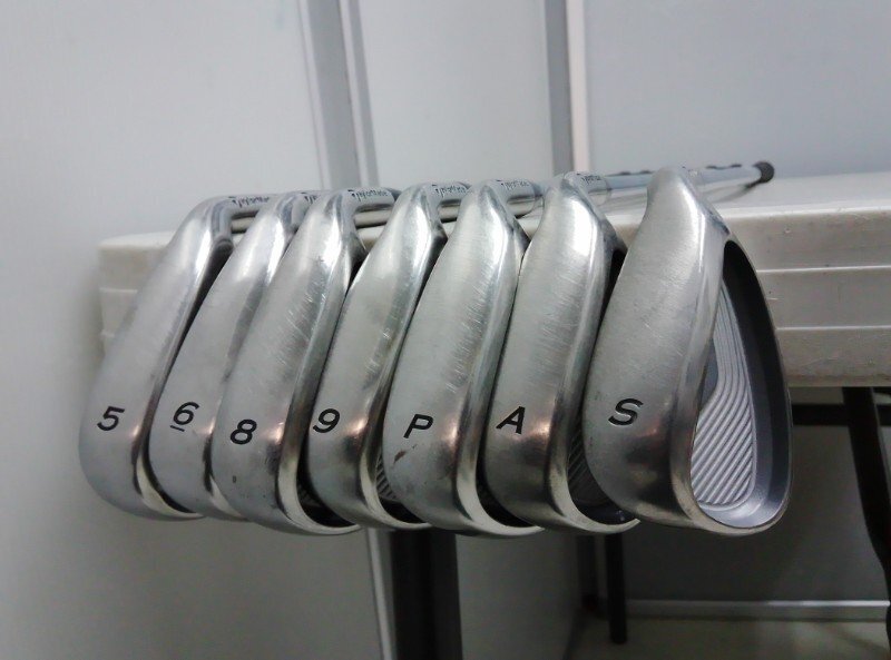 TaylorMade r5 XL Irons 8-AW (7pc) — Flex S — Japan Model, Used