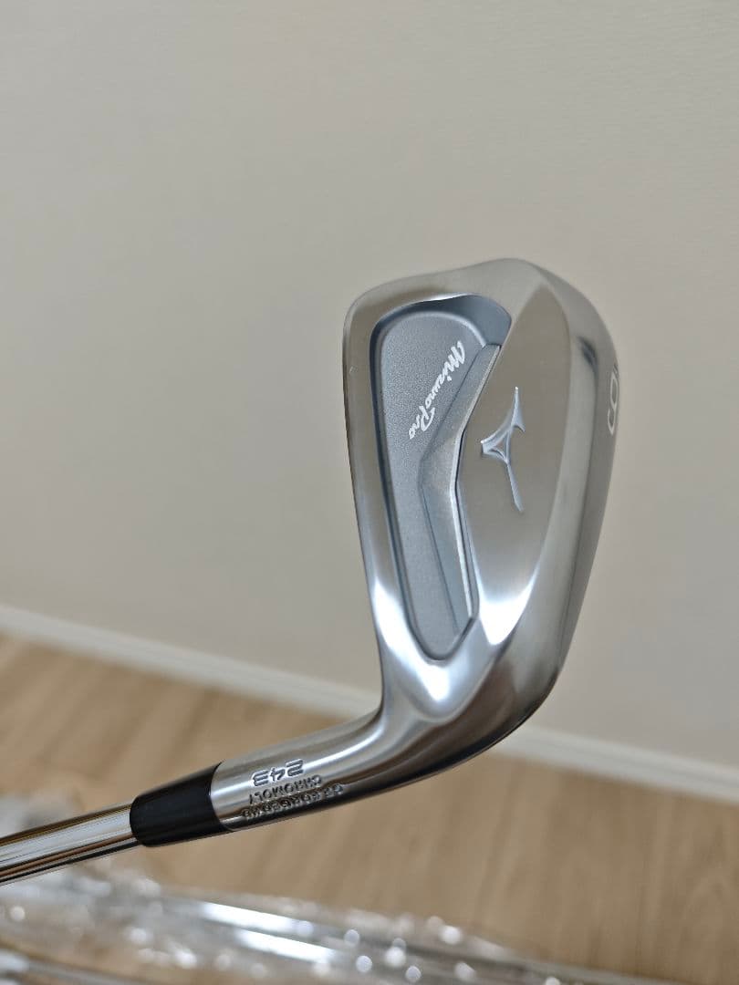 Mizuno Pro 243 Irons 6-PW (5pc) — Dynamic Gold S200 S — Japan Model, Used