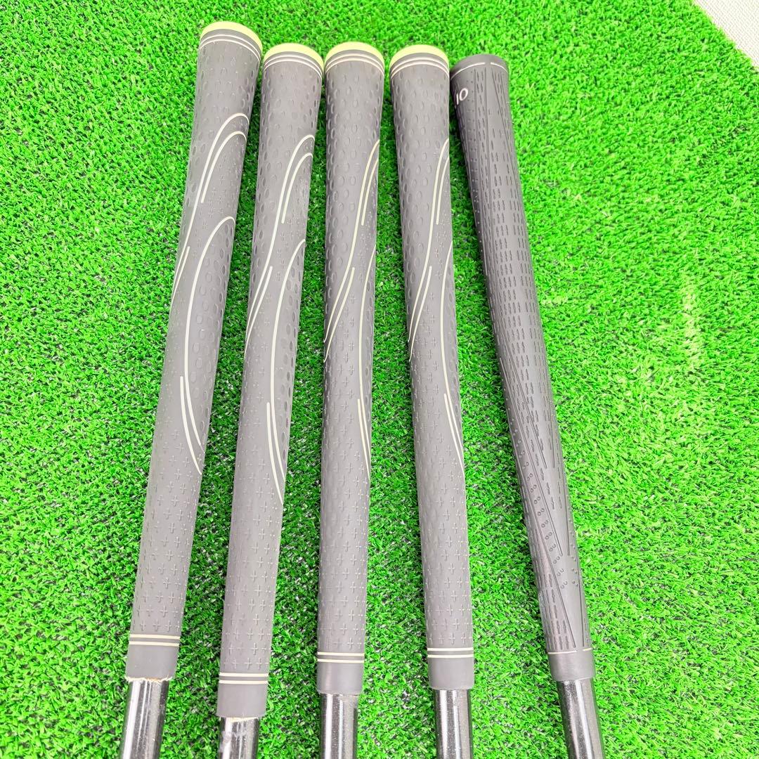 Dunlop XXIO 9 Irons 61-SW (7pc) — Flex R — Japan Model, Used