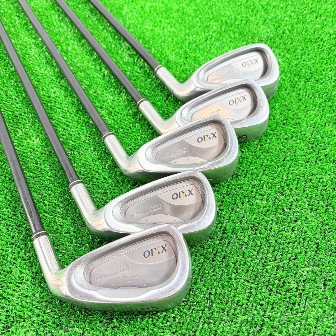 Dunlop XXIO 9 Irons 61-SW (7pc) — Flex R — Japan Model, Used