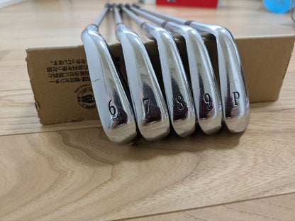 Mizuno Pro 920 Irons 6-9 (5pc) — Flex R — Japan Model, Used