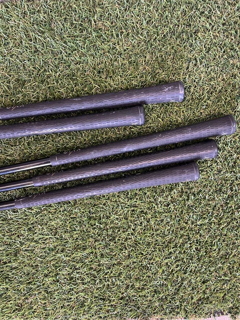 Dunlop XXIO 7 Irons 6-9 (5pc) — Flex R — Japan Model, Used